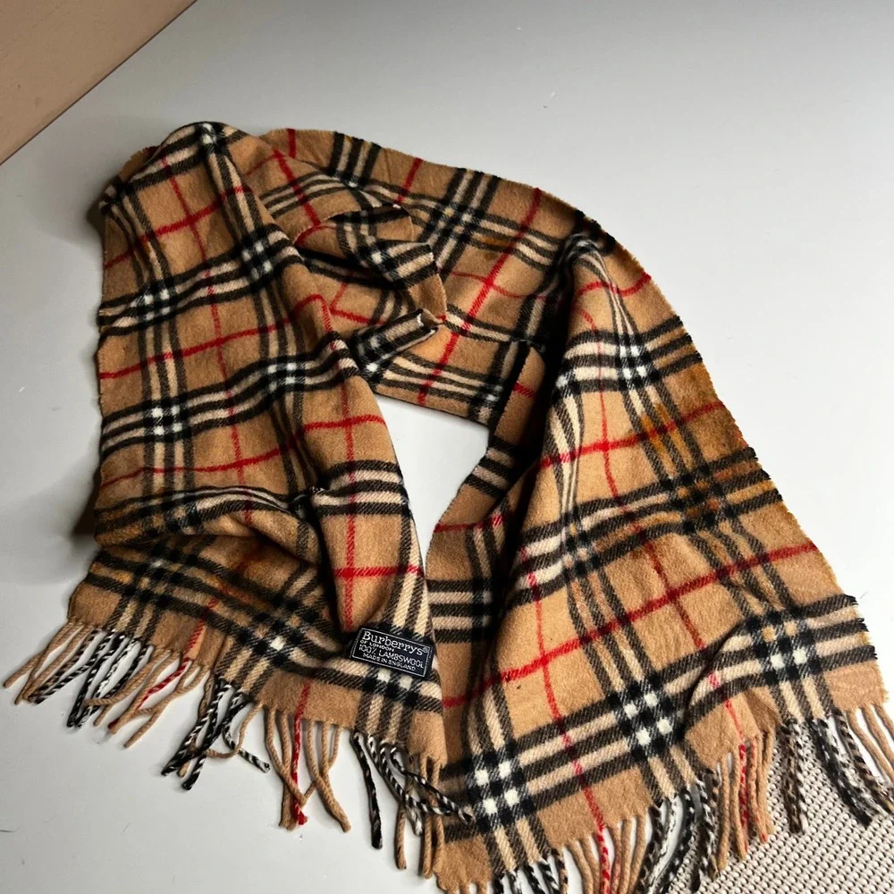 Burberry vintage burberrys